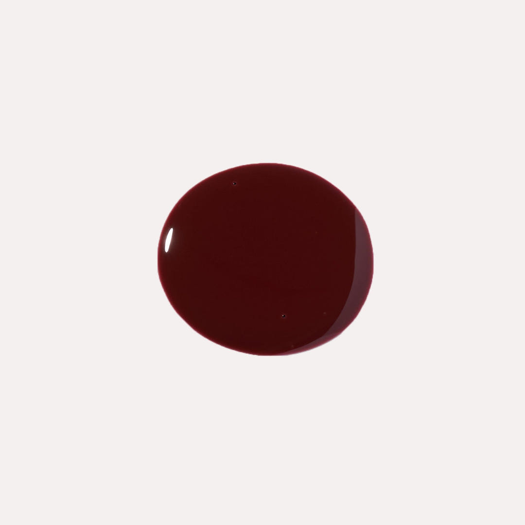 Boss Berry swatch of YENSA Luxe Lip Nourishing Oil
