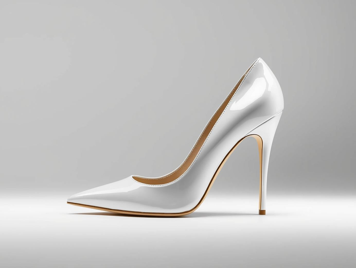 أحذية نييم آر إس ذات الكعب العالي