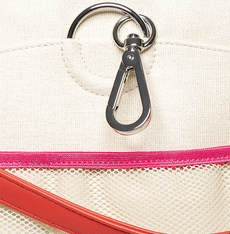 Parker pickleball bag, carabiner detail