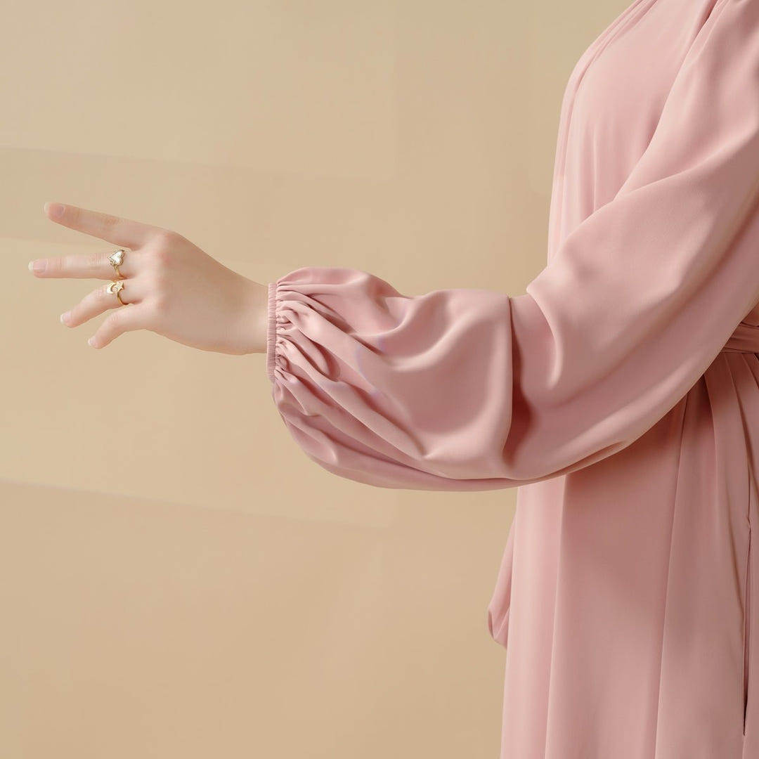 Pleated everyday abaya relaxed silhouette view 3