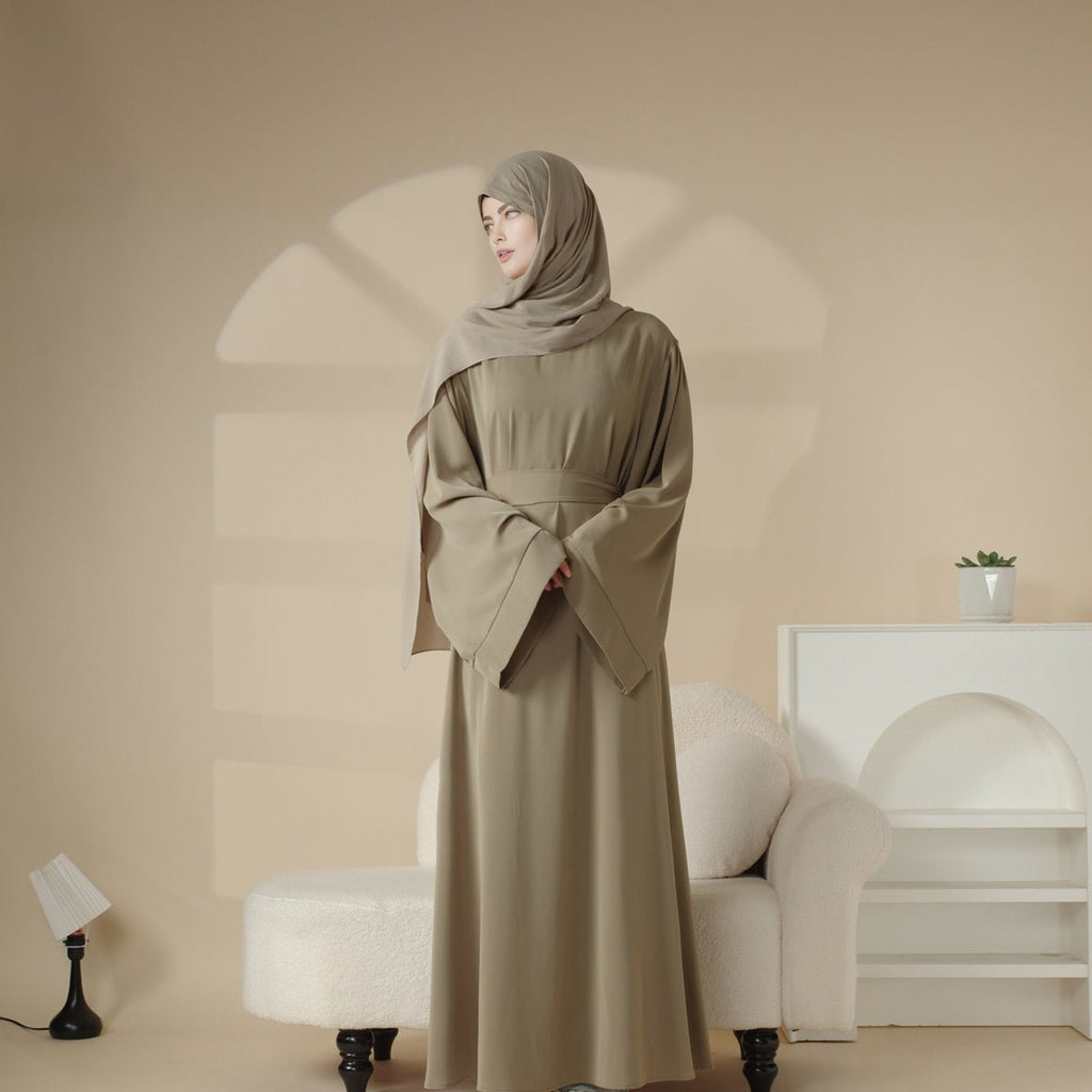 Nida abaya and belt set image 3