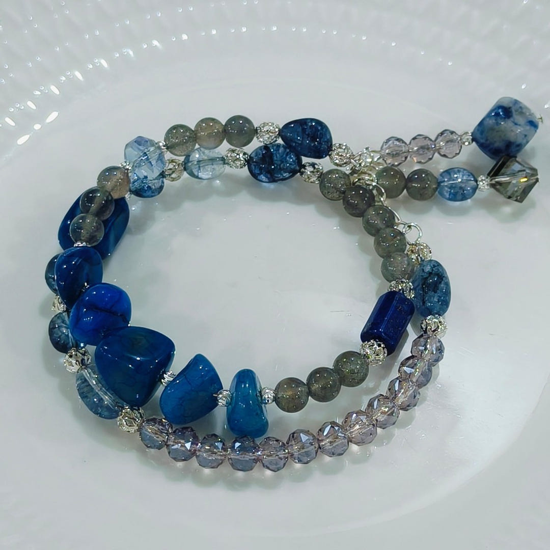 Sculptural link bracelet alternate view 3