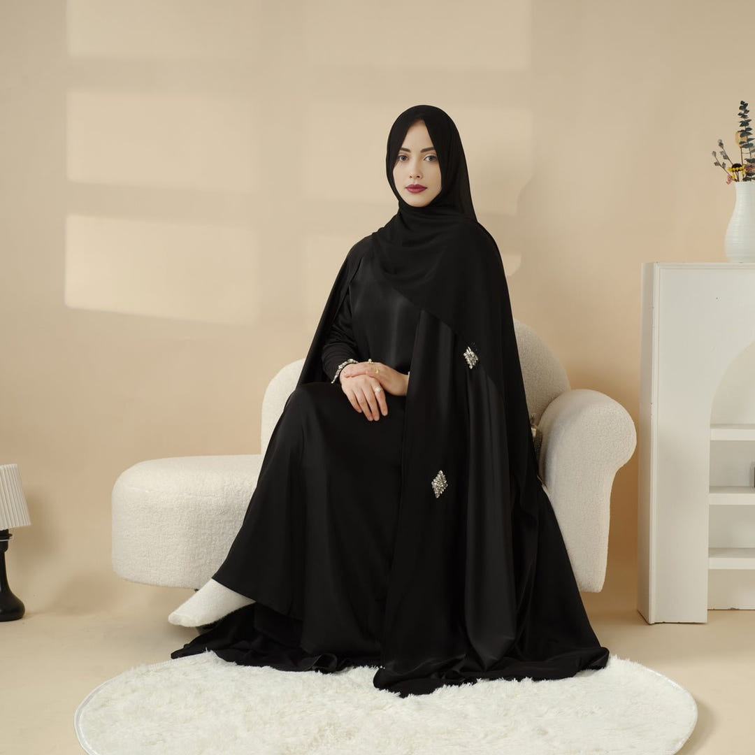 Rhinestone cape abaya set image 4