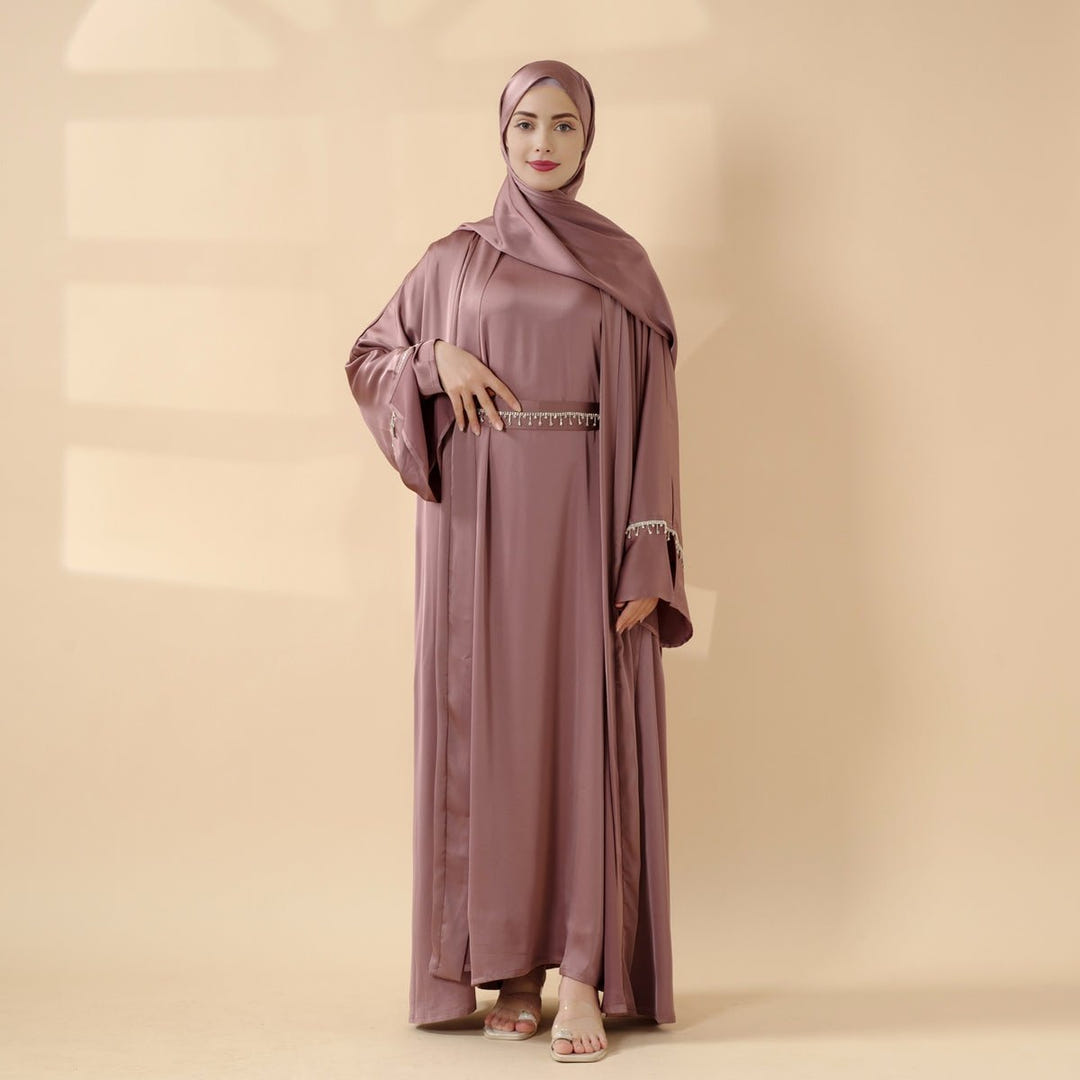 Satin abaya six-piece set image 7