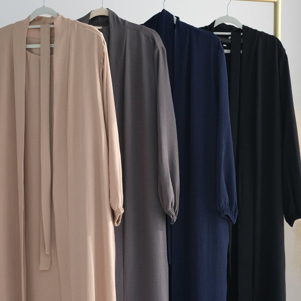 Open abaya with pockets three-piece set image 12