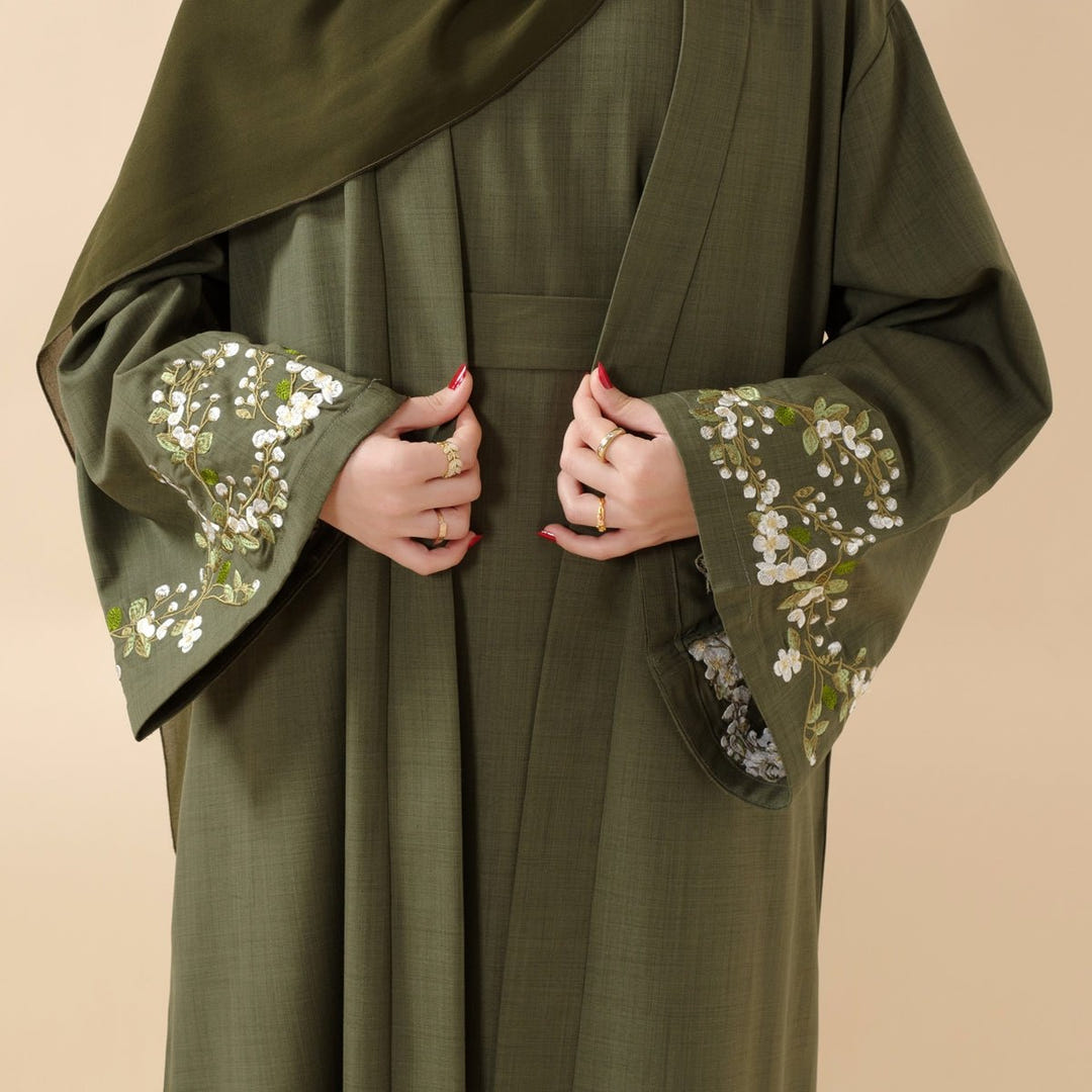 Olive branch embroidered abaya set image 3