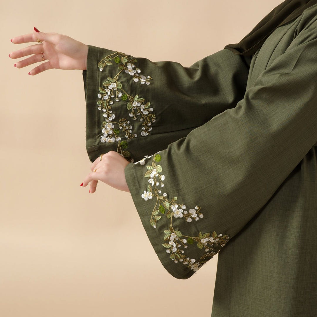 Olive branch embroidered abaya set image 4