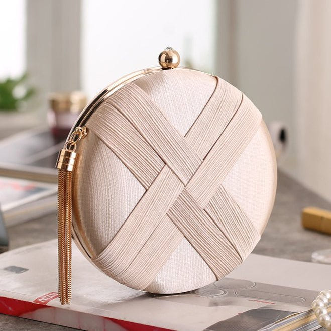 Round braided evening clutch image 2