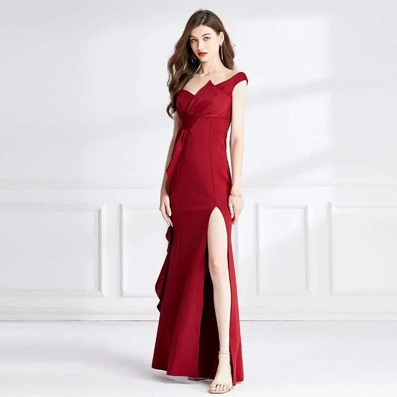 Wine-red satin high-slit evening gown image 2