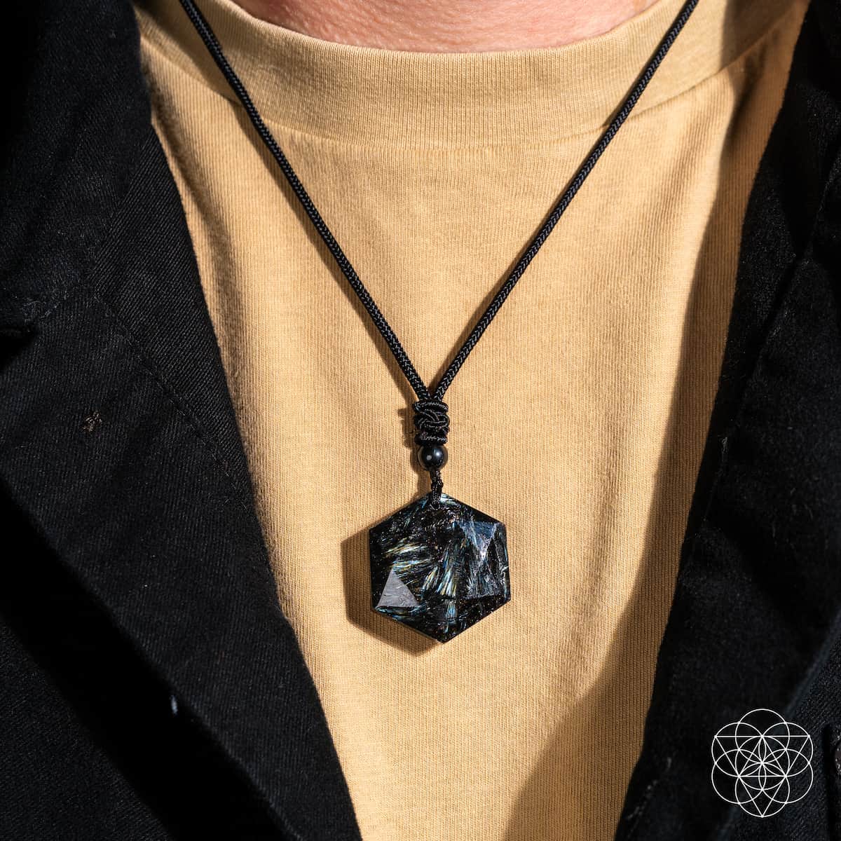 Black arfvedsonite necklace with 6 mm accent bead