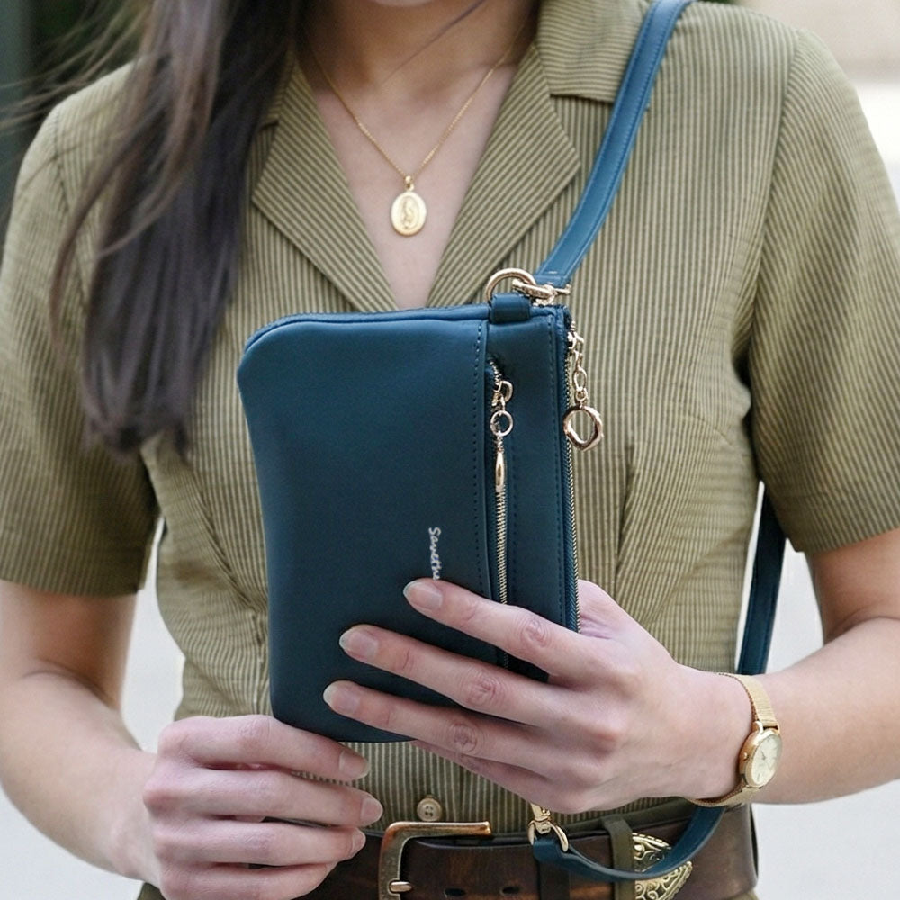 Bella RFID crossbody interior view 6