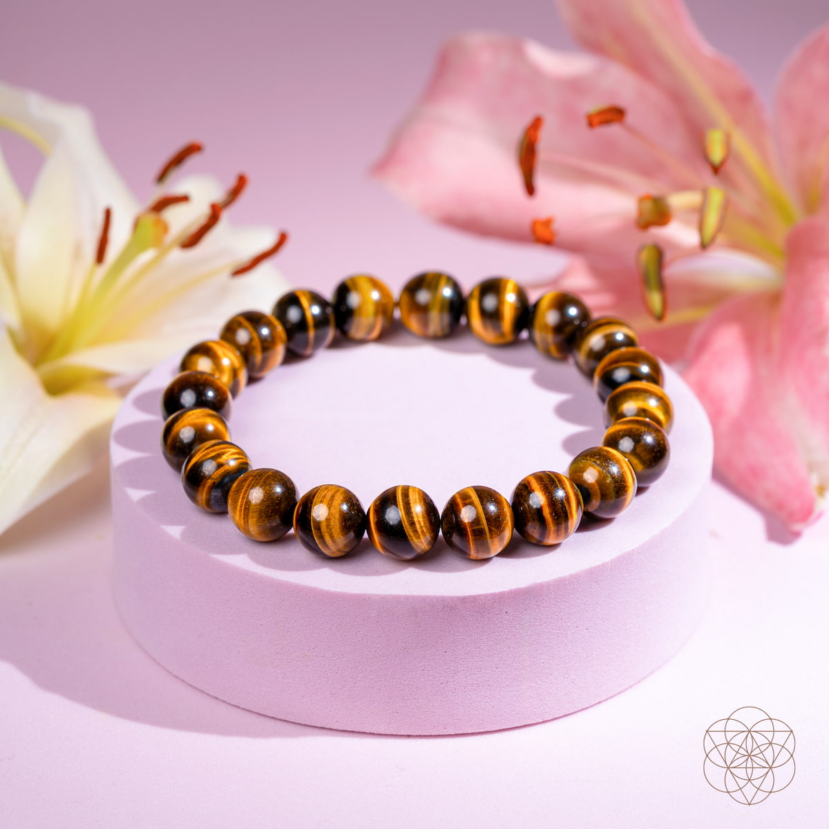 7A-grade tiger’s eye bracelet with polished 10 mm beads