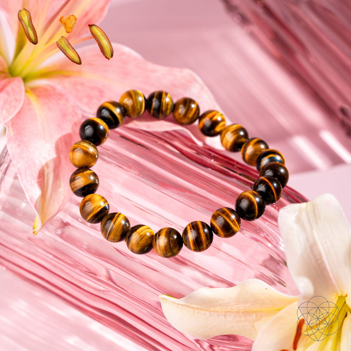 Natural tiger’s eye bracelet showing stone variation