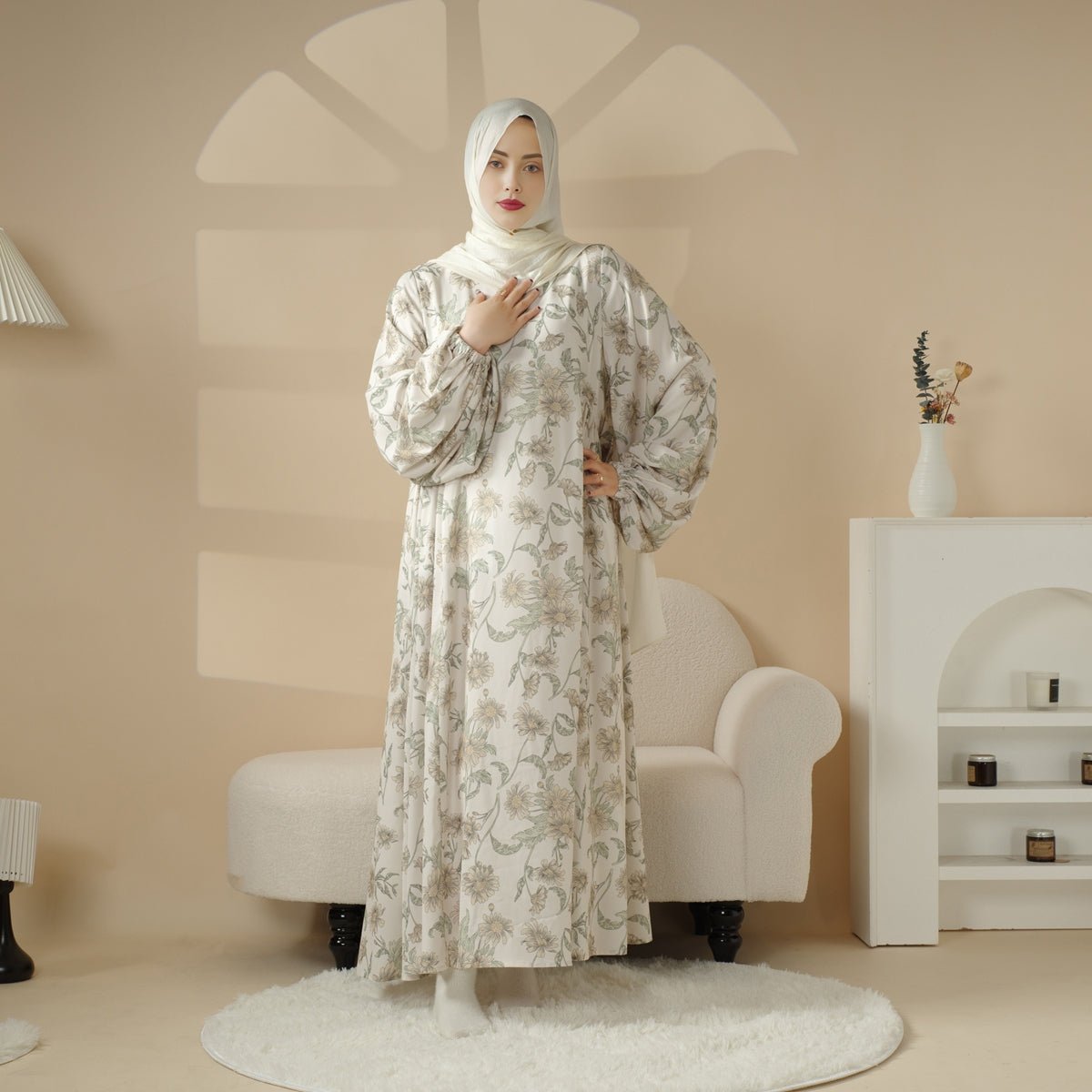 Printed reversible abaya image 5