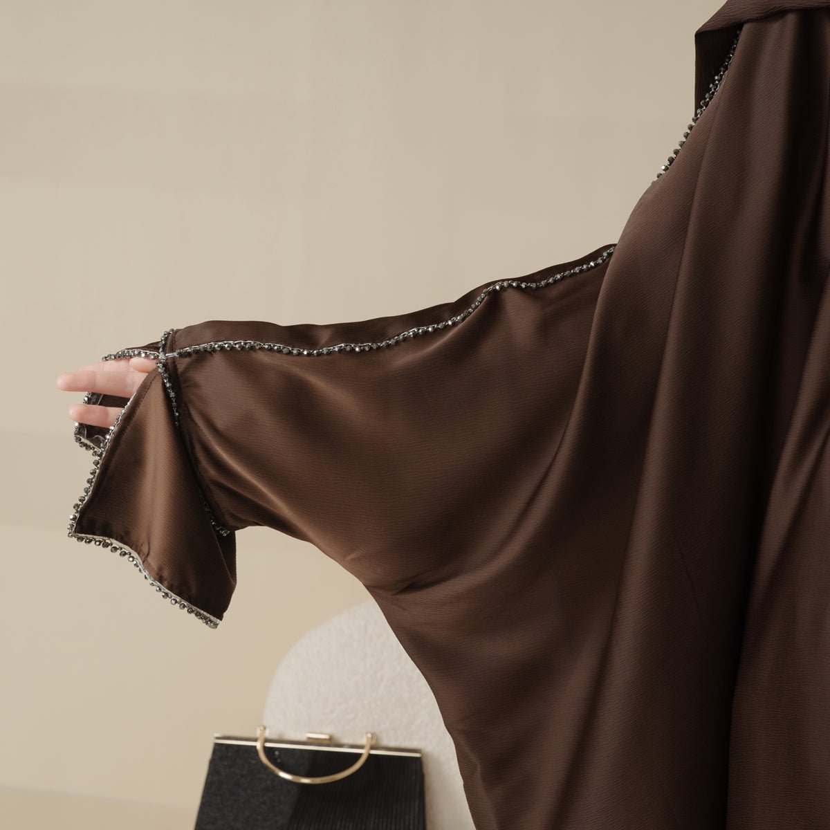 Batwing sleeve abaya alternate view 13