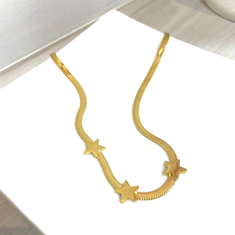 Gold Star Chain Necklace — product view 4