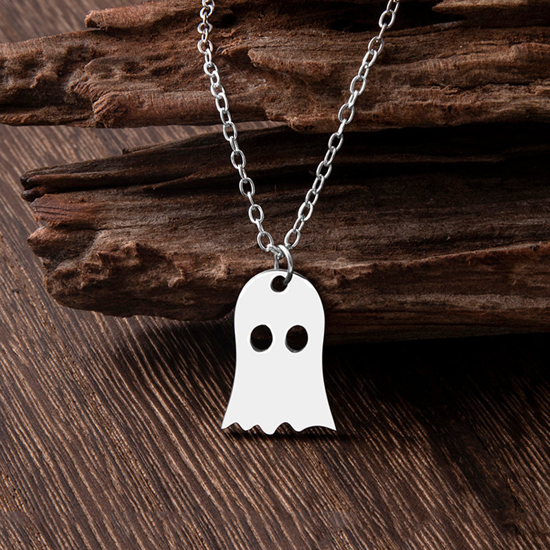 Gothic Motif Pendant Necklace — product view 2