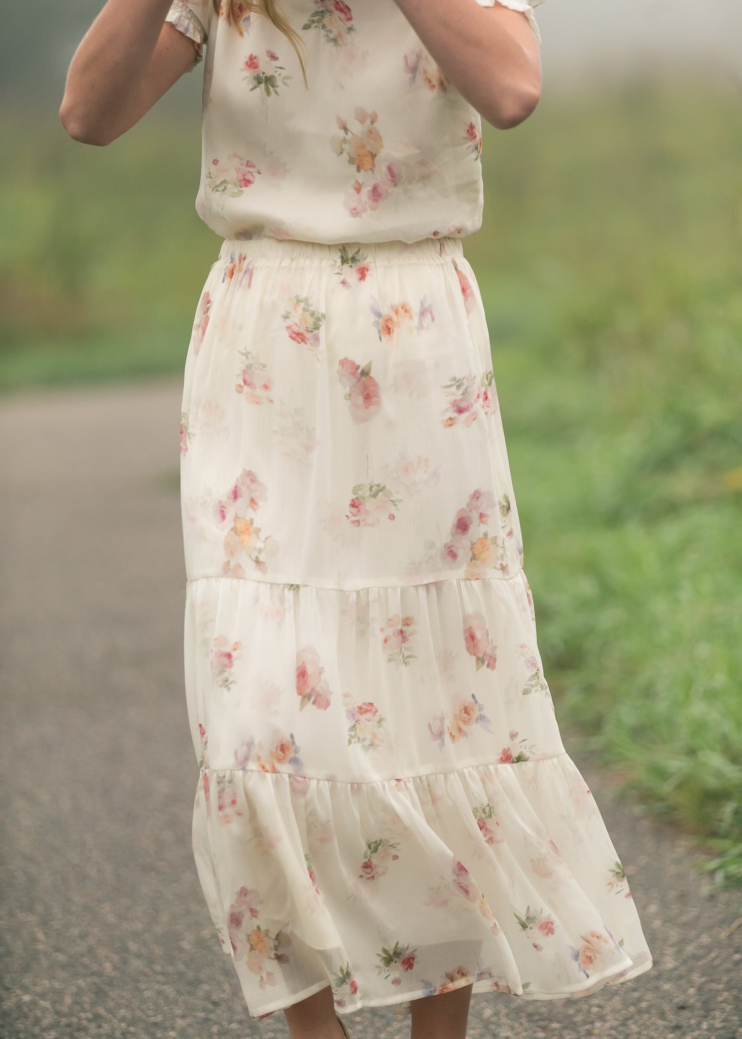 Floral-cream skirt with tiered construction