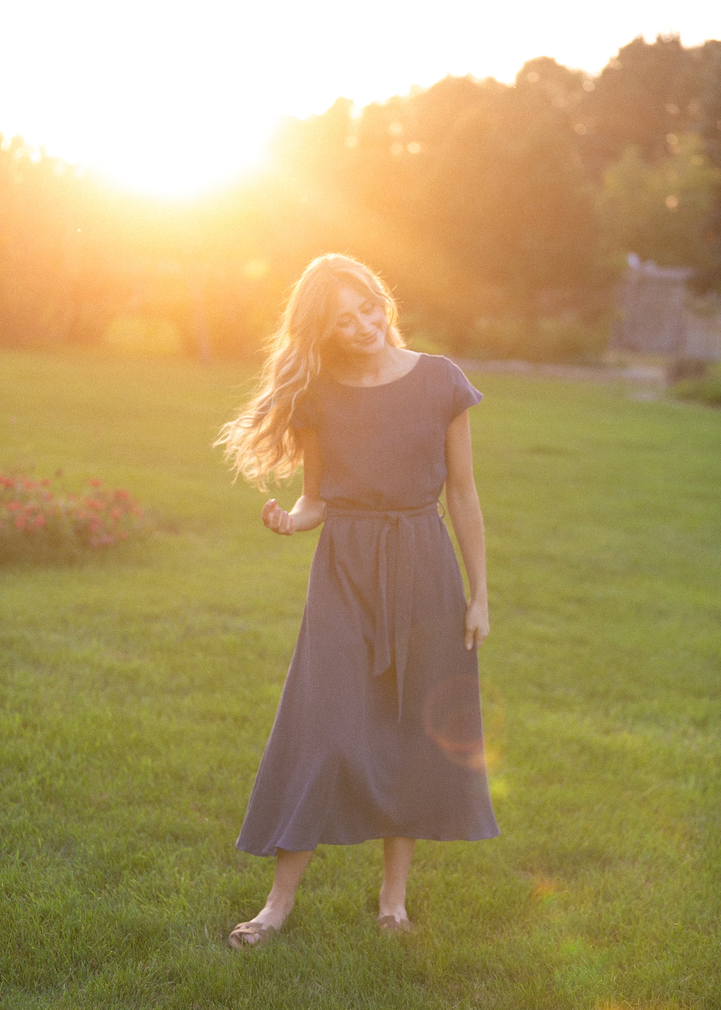 Lily loose-fit belted midi dress in dusty navy cotton
