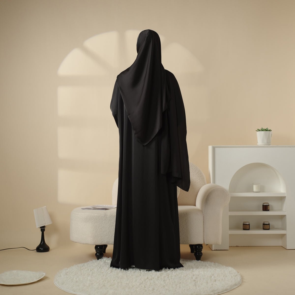 Poet sleeve satin open abaya image 11