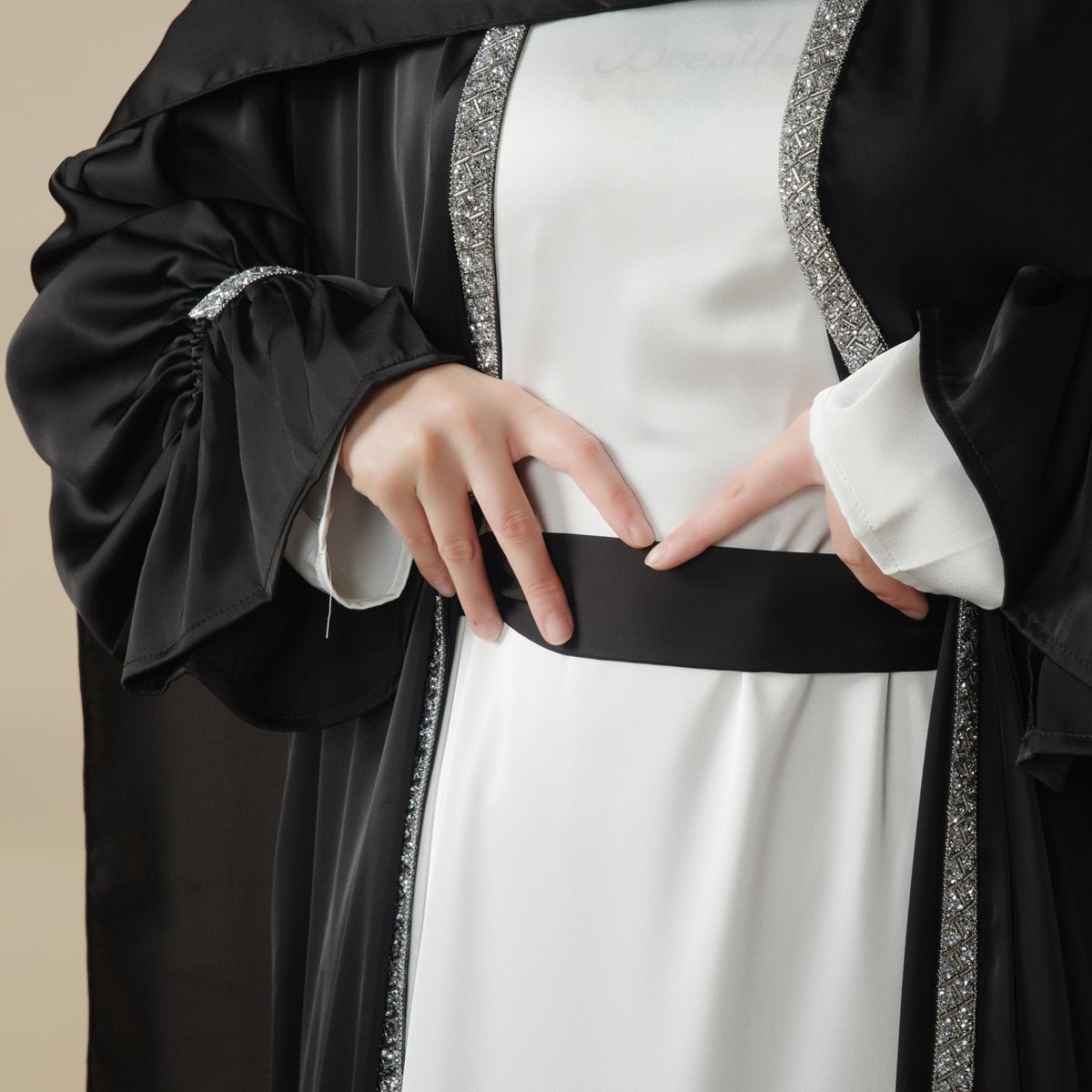 Poet sleeve satin open abaya image 13