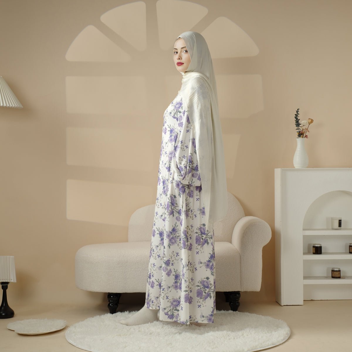 Printed reversible abaya image 10