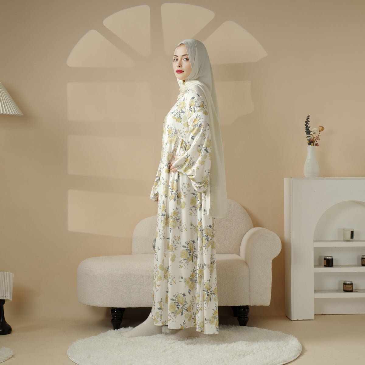 Printed reversible abaya image 15