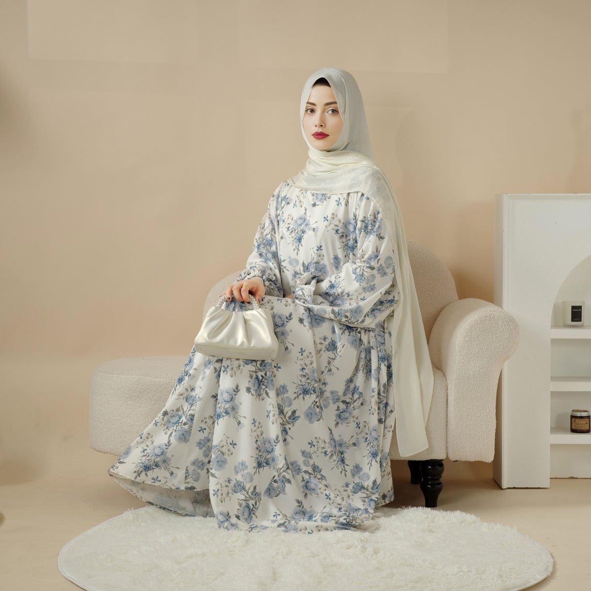 Printed reversible abaya image 9