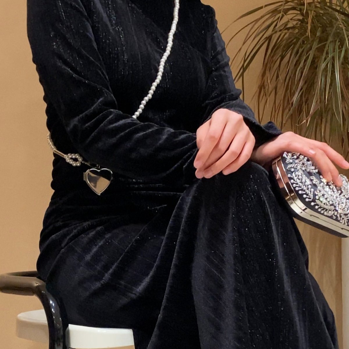 Velvet evening gown alternate view 9