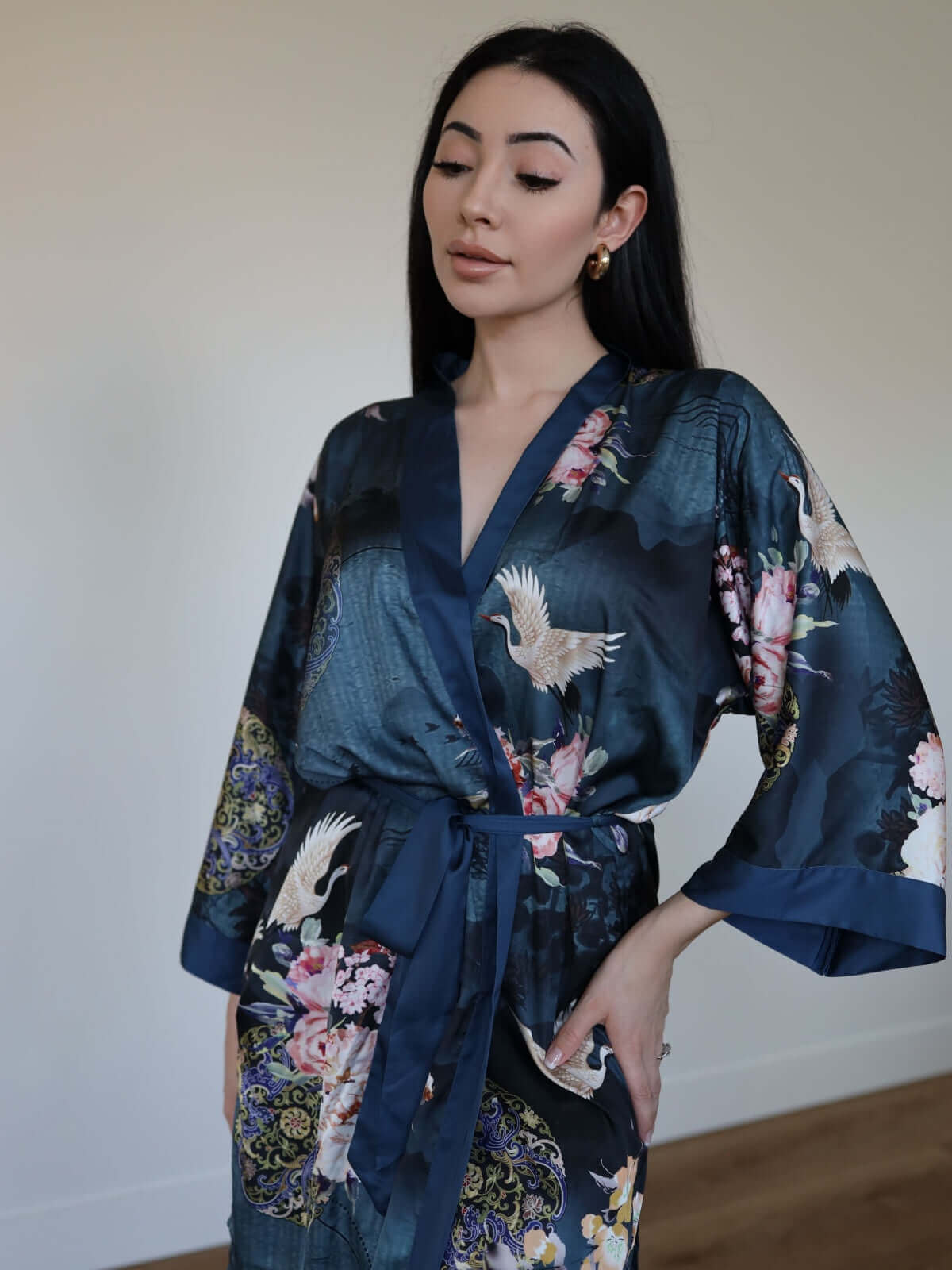 Short blue crane-print kimono robe, product view 7