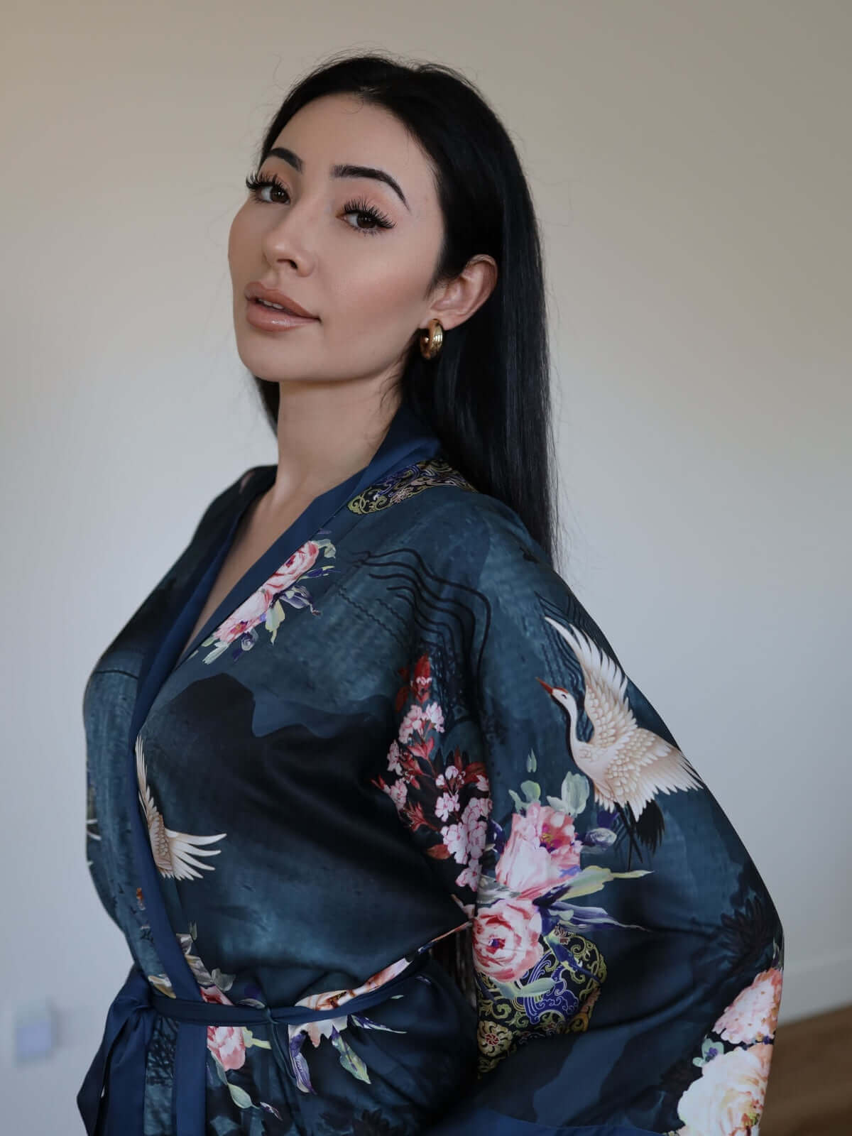 Short blue crane-print kimono robe, product view 6