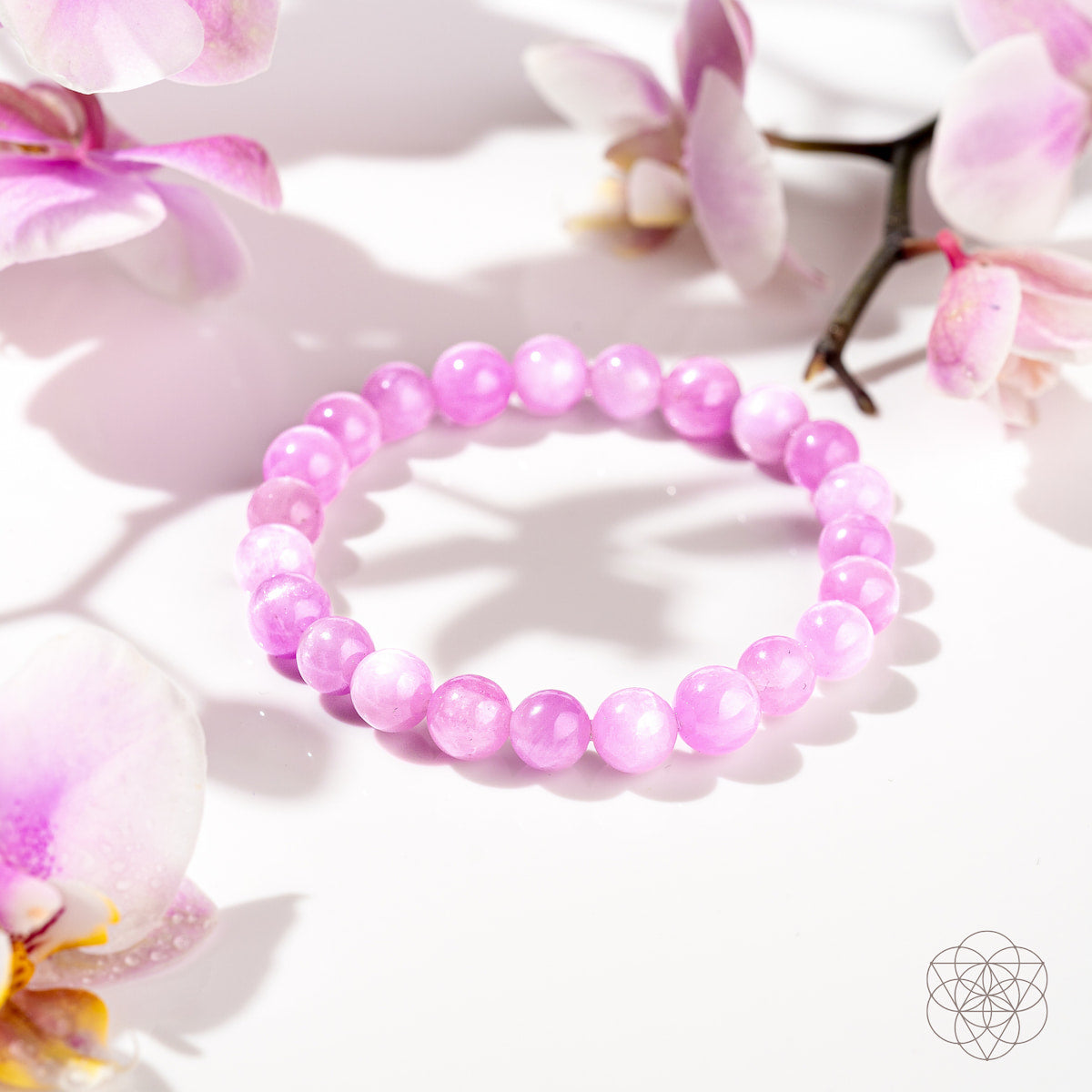 Pink-to-violet kunzite bead bracelet