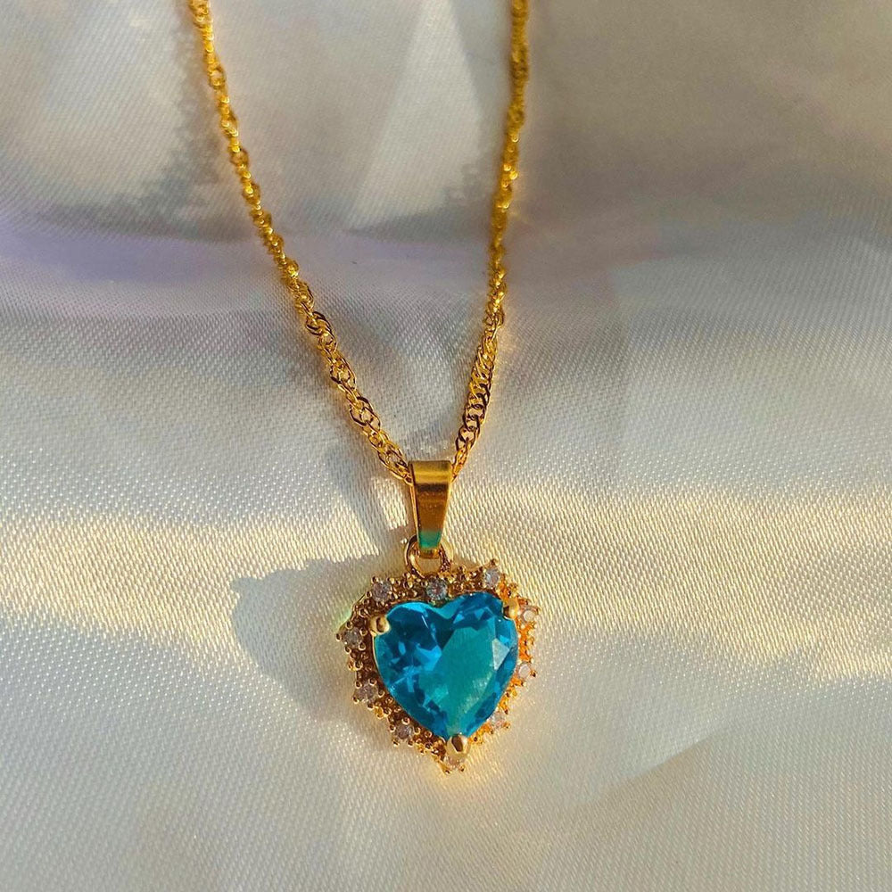 Multicolor Heart Pendant Necklace — product view 3
